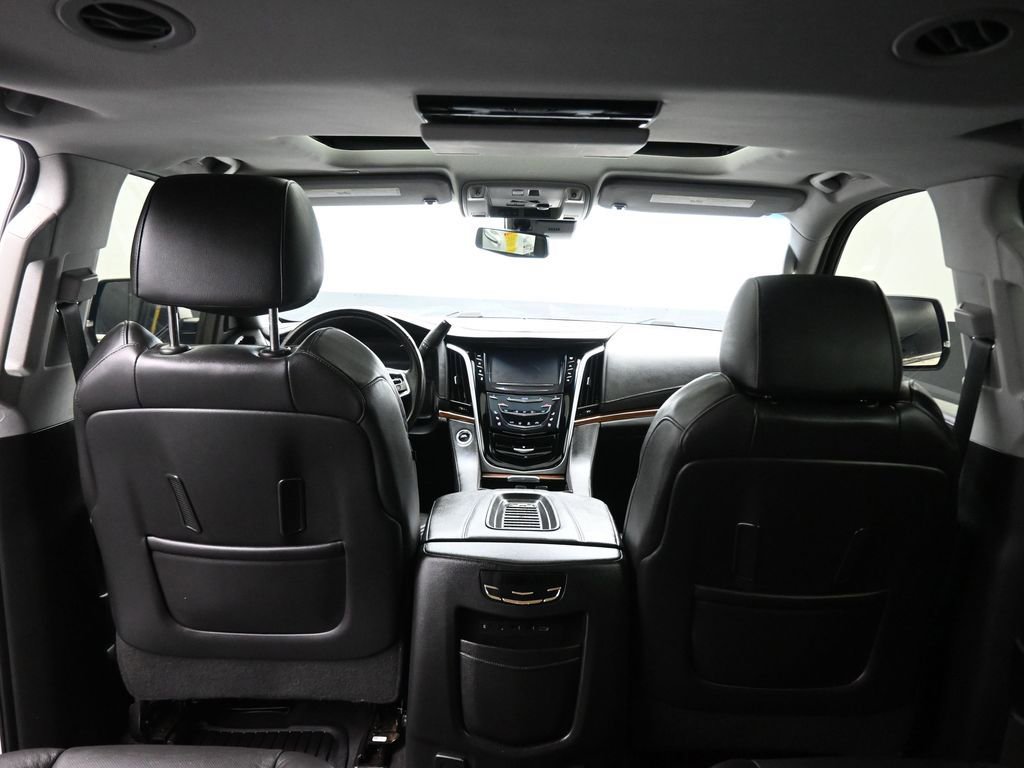 Used 2019 Cadillac Escalade ESV Premium Luxury AWD/4WD image 45
