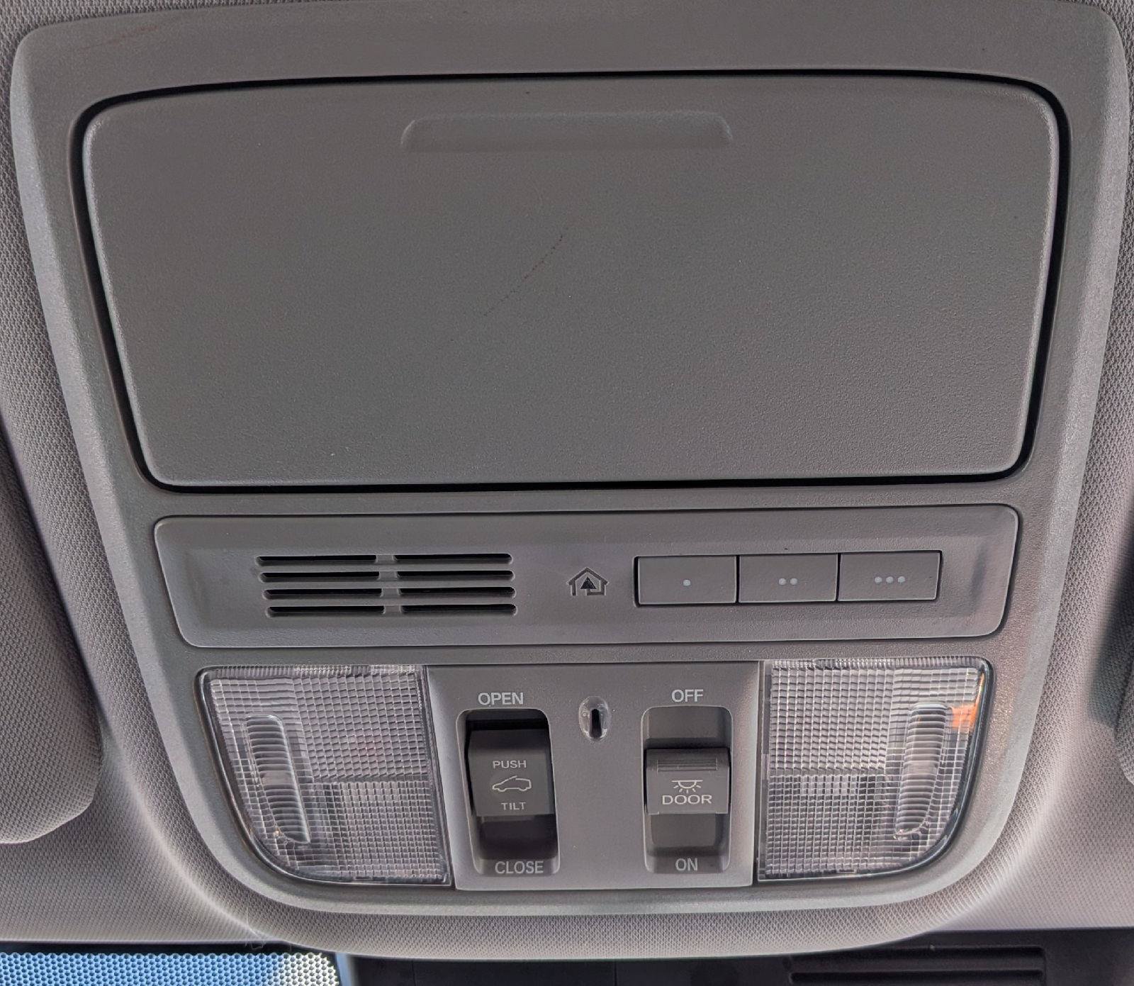 Used 2022 Honda CR-V Touring image 23
