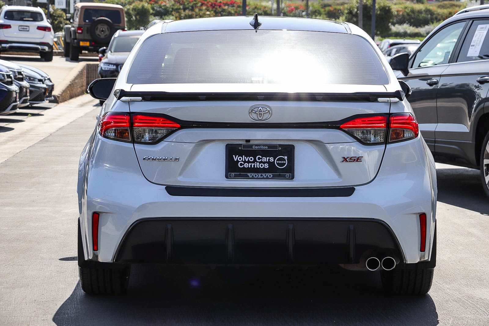 Used 2023 Toyota Corolla XSE FWD image 7