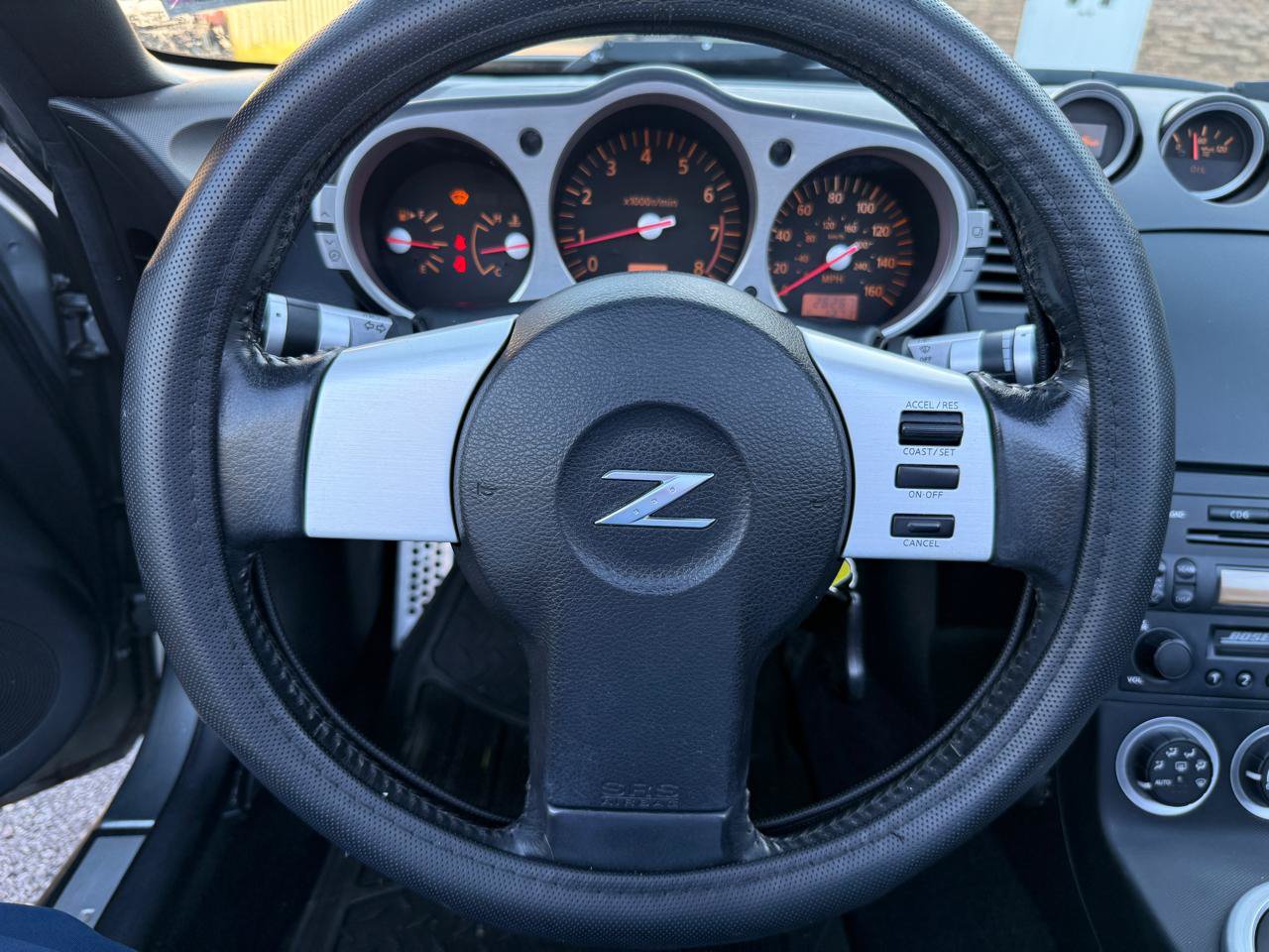 Used 2004 Nissan 350Z Touring RWD image 30