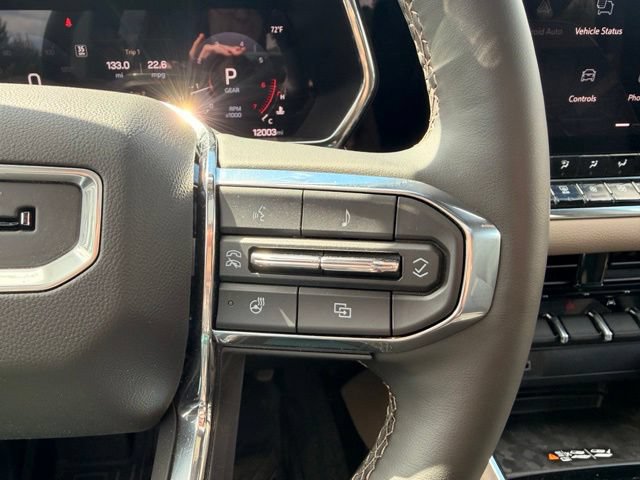 Used 2025 GMC Canyon Denali AWD/4WD image 28