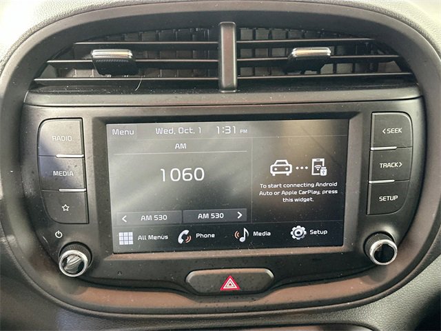 Used 2023 Kia Soul LX image 11