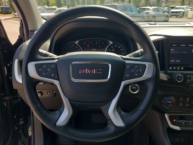 Used 2024 GMC Terrain SLT AWD/4WD image 26