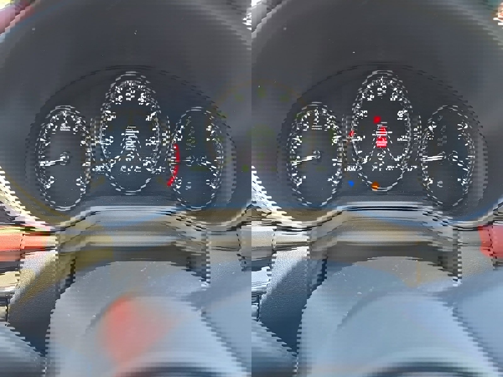 Used 2024 MAZDA MAZDA3 Hatchback w/Premium Plus Pkg image 11