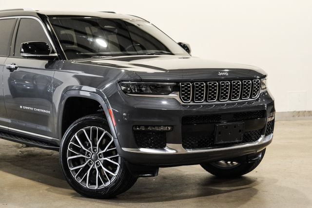Used 2023 Jeep Grand Cherokee L Summit AWD/4WD image 21