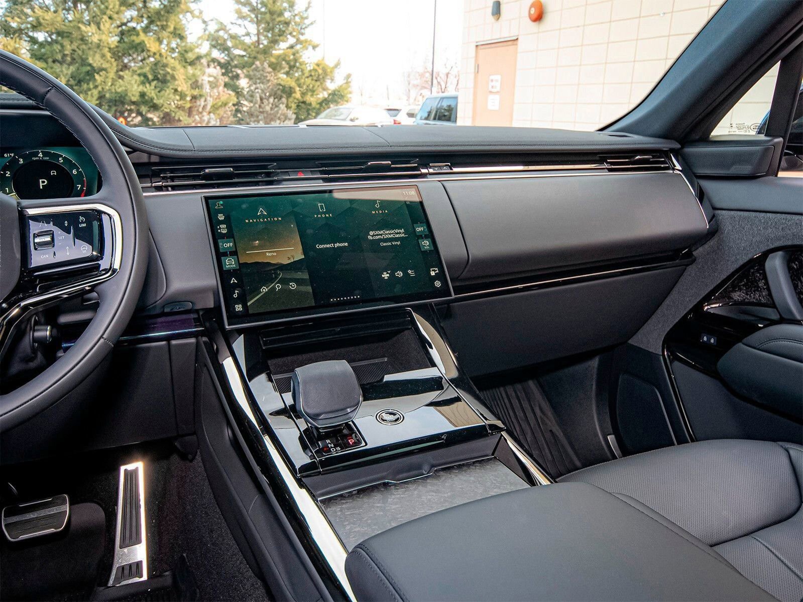 New 2025 Land Rover Range Rover Sport Dynamic SE image 39