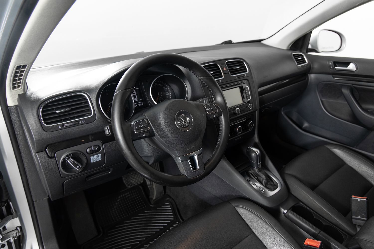 Used 2014 Volkswagen Jetta TDI image 13