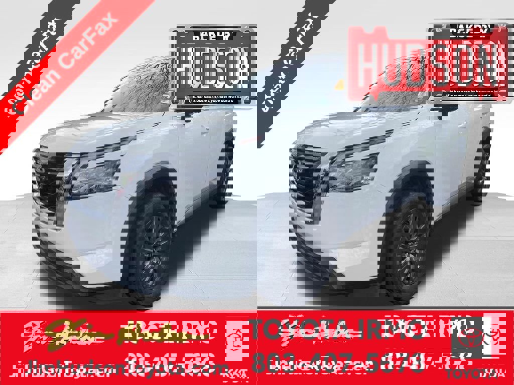 Used 2024 Nissan Pathfinder SV