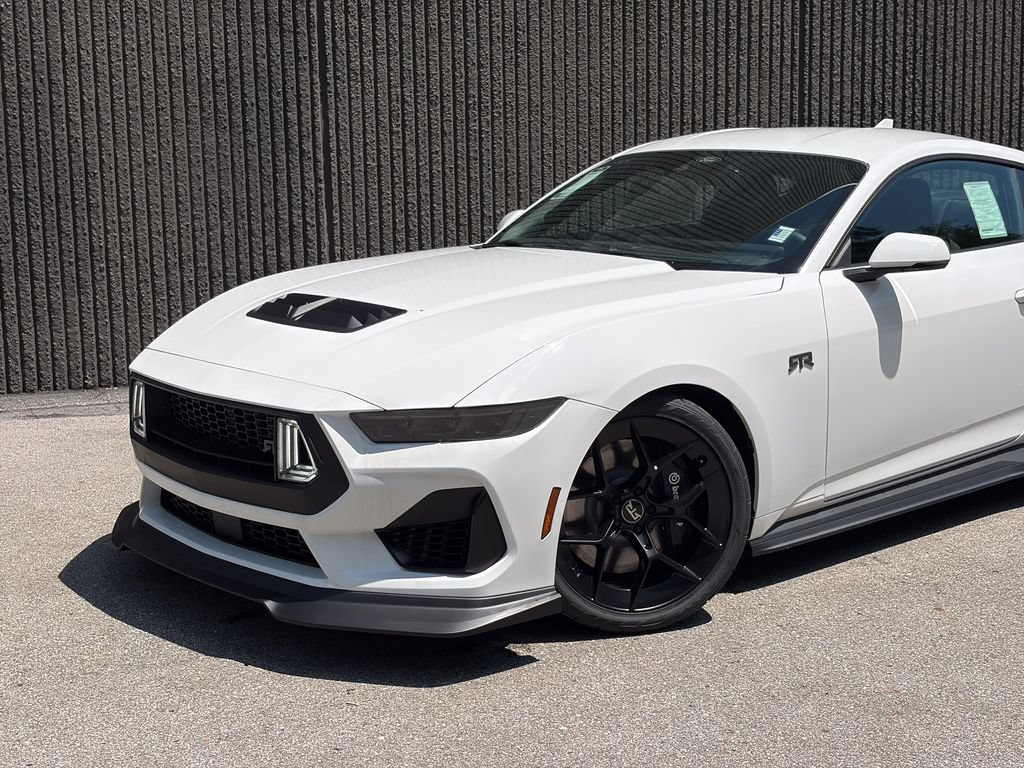 New 2026 Ford Mustang GT Premium w/ GT Performance Package RWD image 2