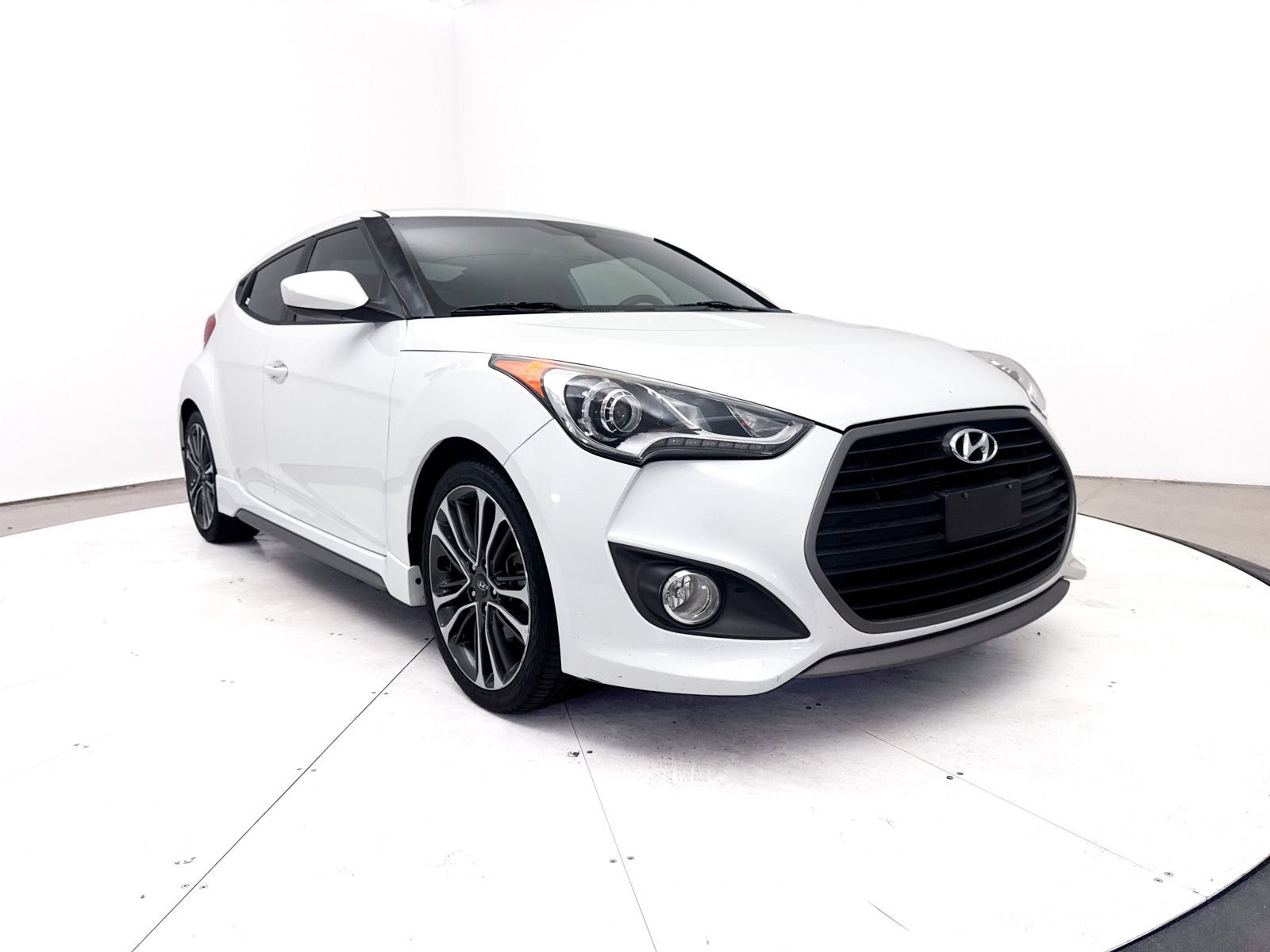 Used 2016 Hyundai Veloster Turbo R-Spec FWD image 10