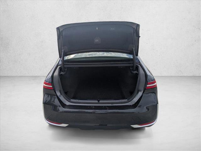 Used 2025 BMW 530i RWD image 7