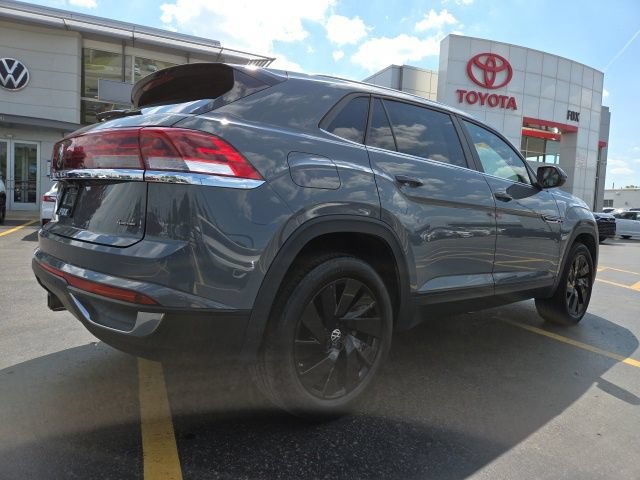 Used 2024 Volkswagen Atlas Cross Sport SE AWD/4WD image 7
