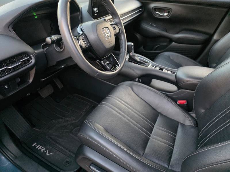 Used 2024 Honda HR-V EX-L image 9