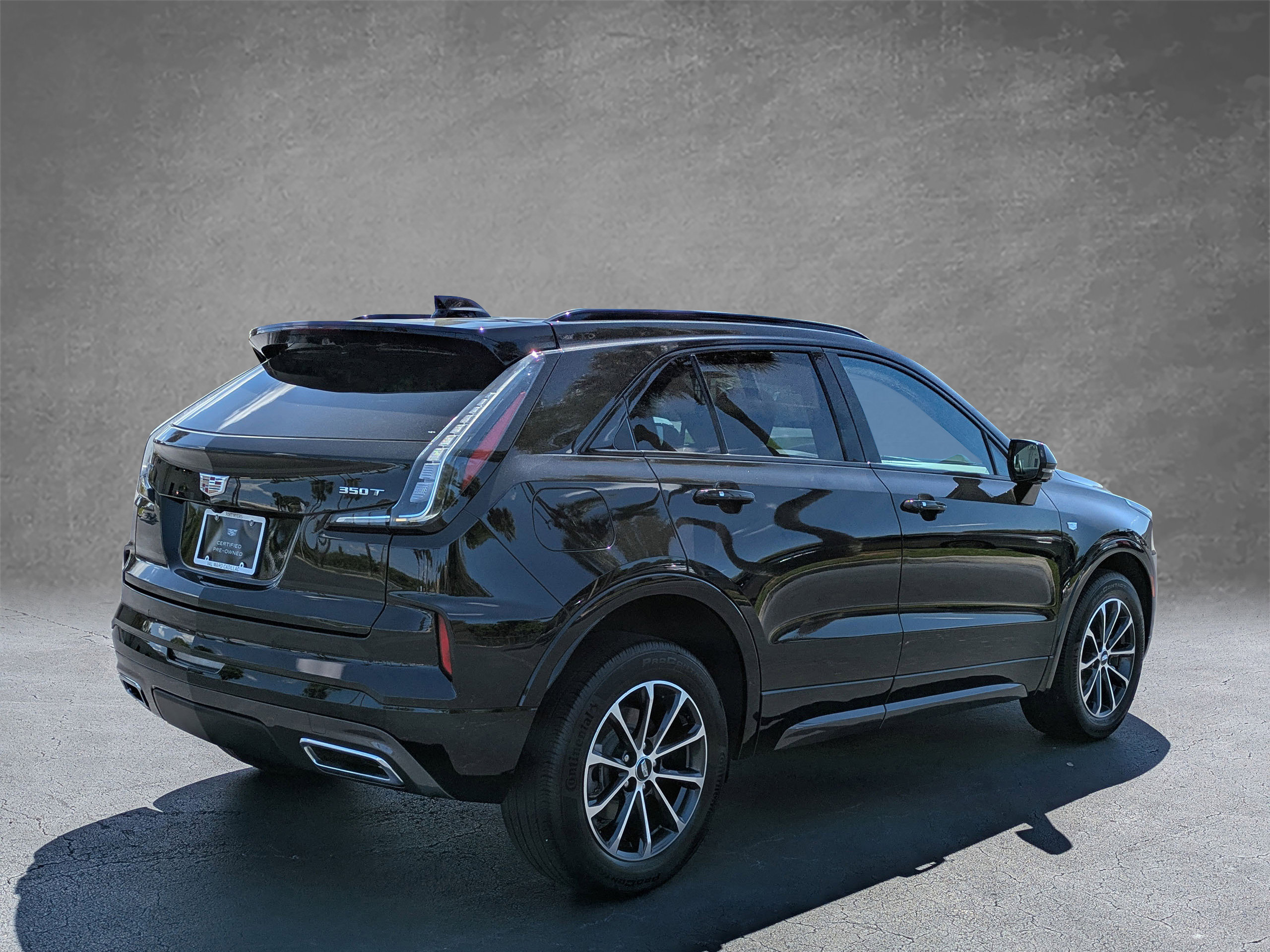 Certified 2024 Cadillac XT4 Sport FWD image 6