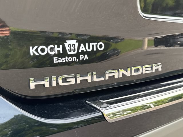 Used 2021 Toyota Highlander Platinum AWD/4WD image 18