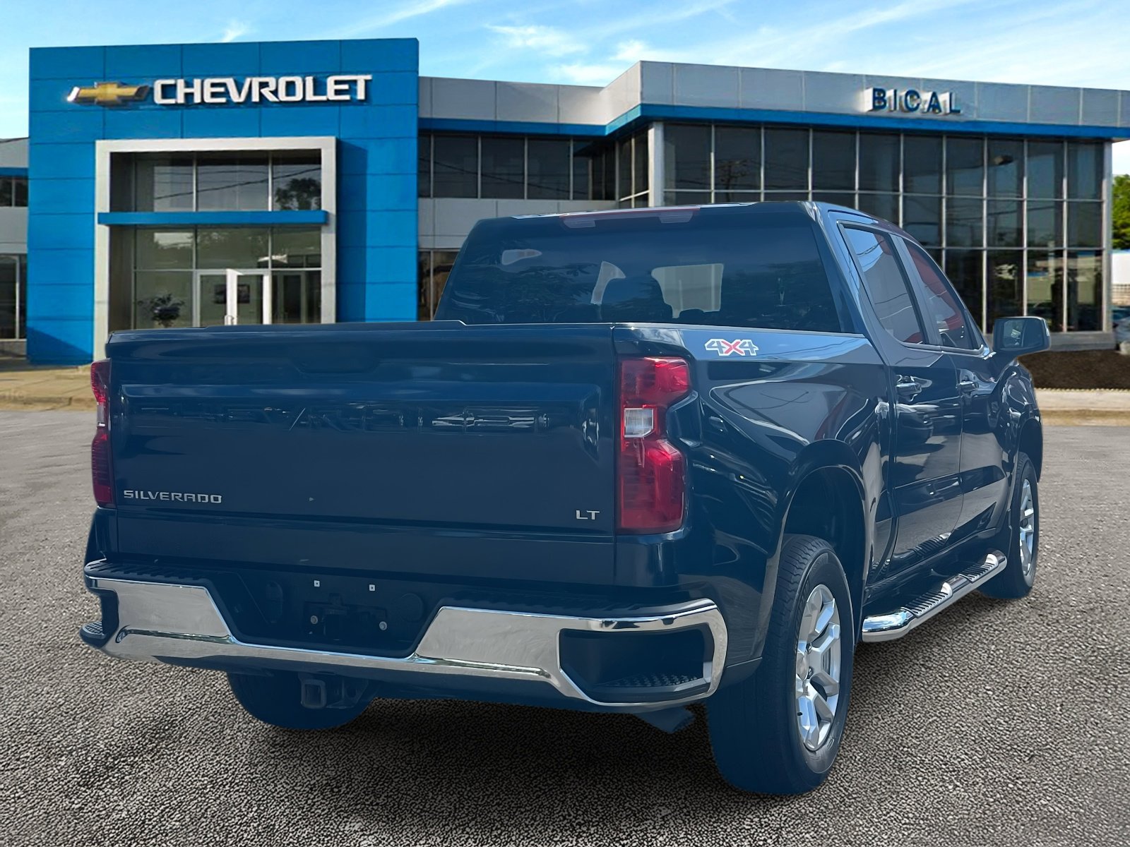 Used 2022 Chevrolet Silverado 1500 LT image 6