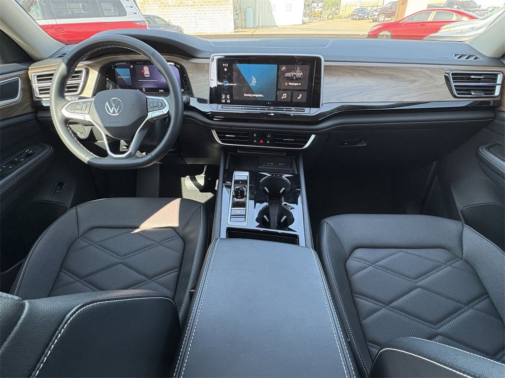 Used 2024 Volkswagen Atlas SE image 28