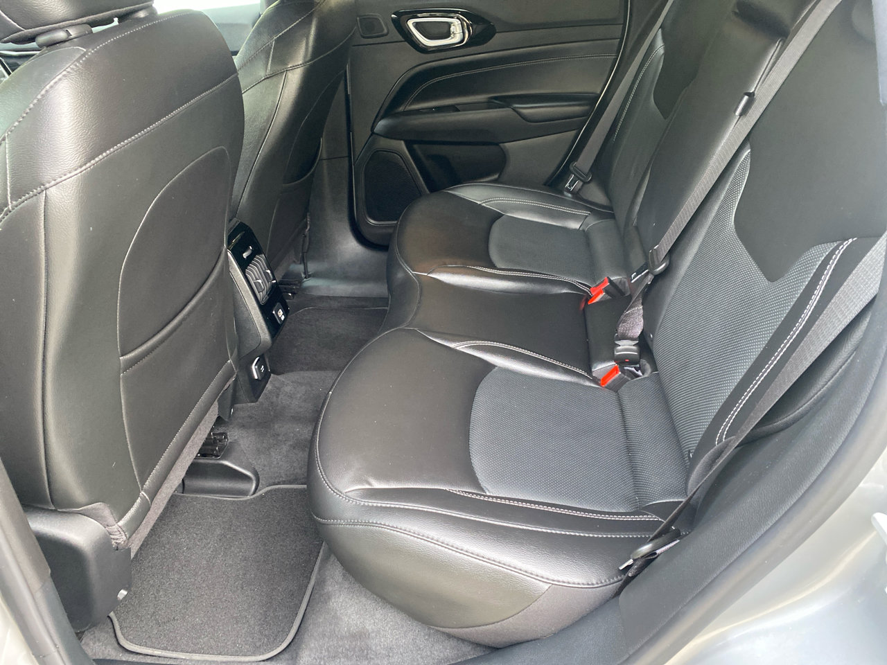 Used 2022 Jeep Compass High Altitude image 10