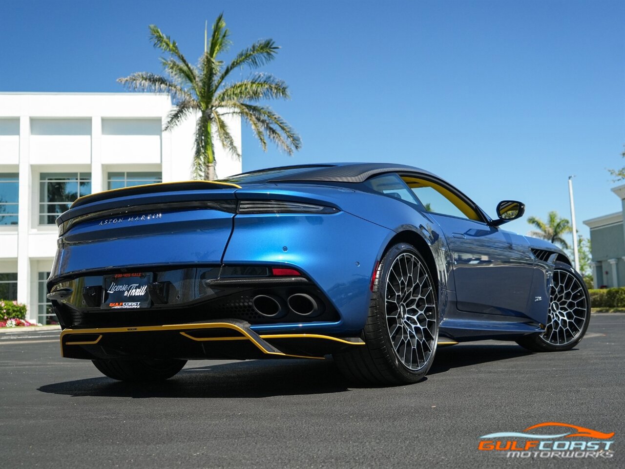 Used 2023 Aston Martin DBS Coupe RWD image 68