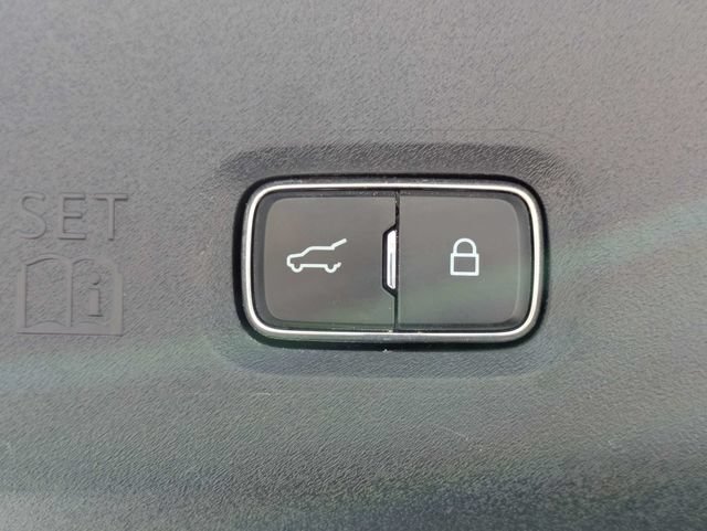 Used 2025 Ford Expedition Active AWD/4WD image 13