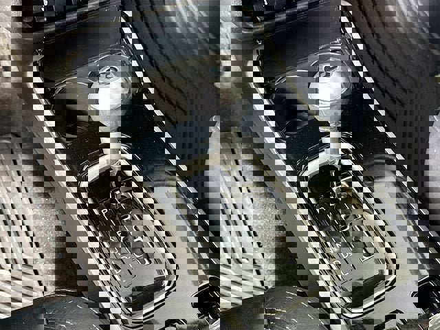 Used 2019 Mitsubishi Outlander SEL image 14