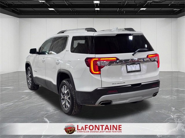 Used 2023 GMC Acadia SLT image 3