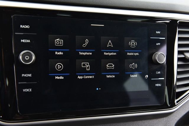 Certified 2023 Volkswagen Atlas Cross Sport SEL R-Line image 14