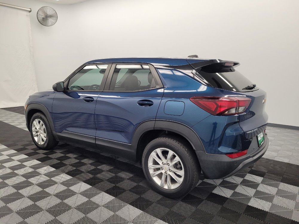 Used 2021 Chevrolet TrailBlazer LS FWD image 3