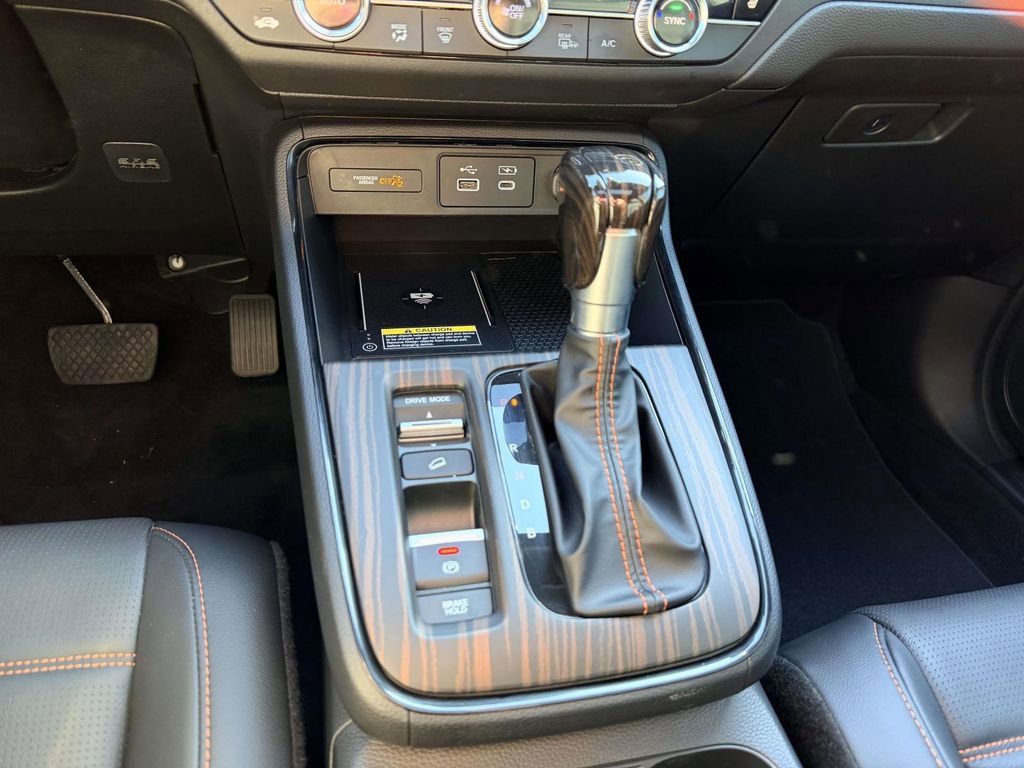 Used 2025 Honda CR-V Sport-L image 6