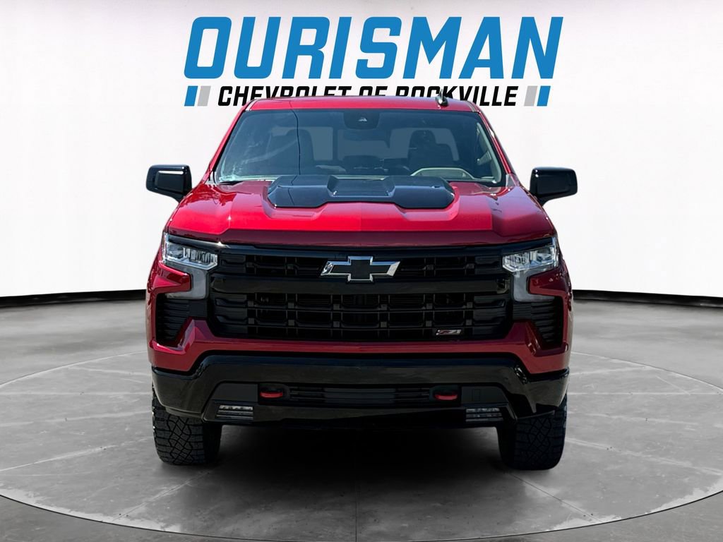 Used 2024 Chevrolet Silverado 1500 LT Trail Boss w/ Convenience Package II AWD/4WD image 8