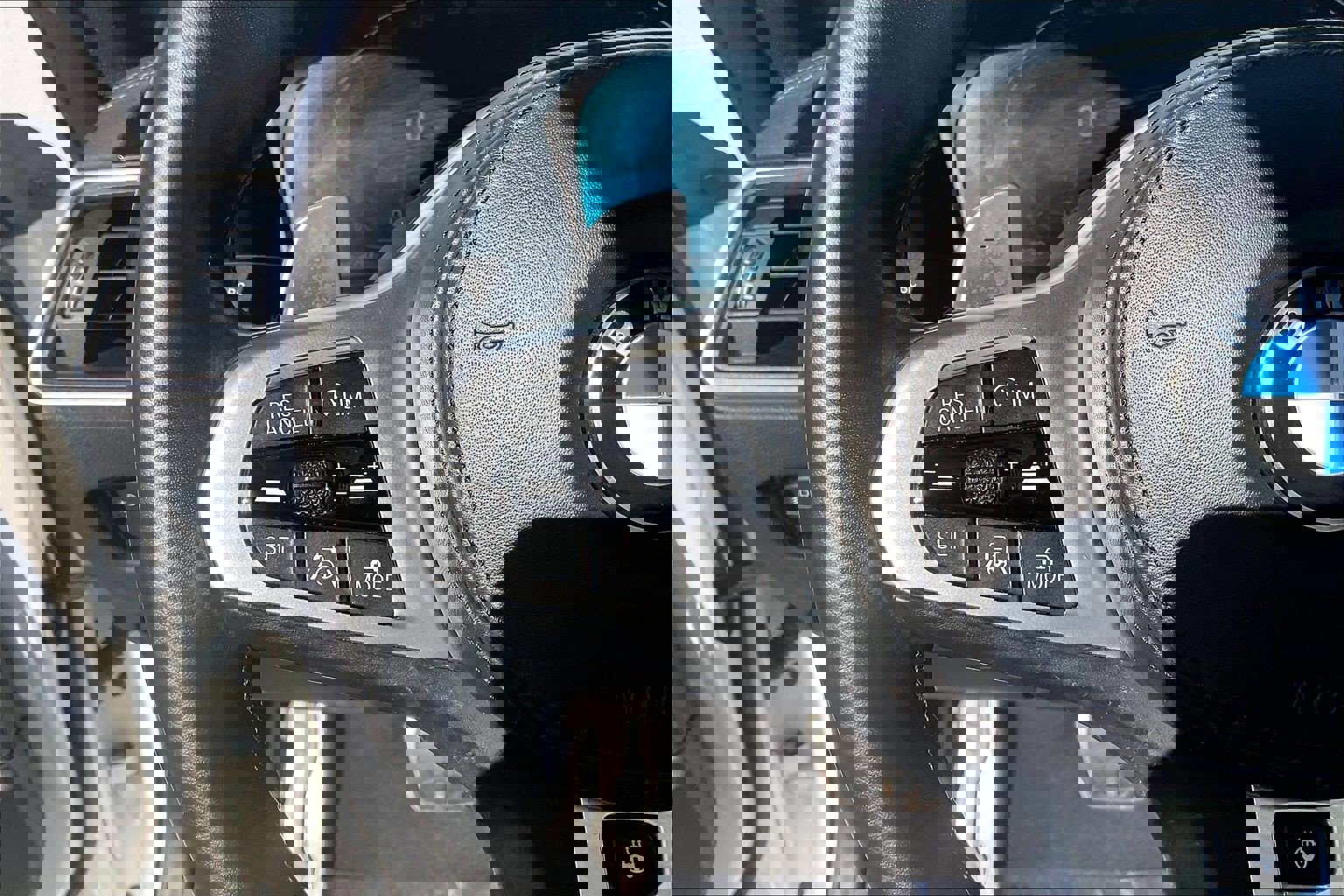 Used 2021 BMW 430i xDrive Coupe w/ M Sport Package image 23