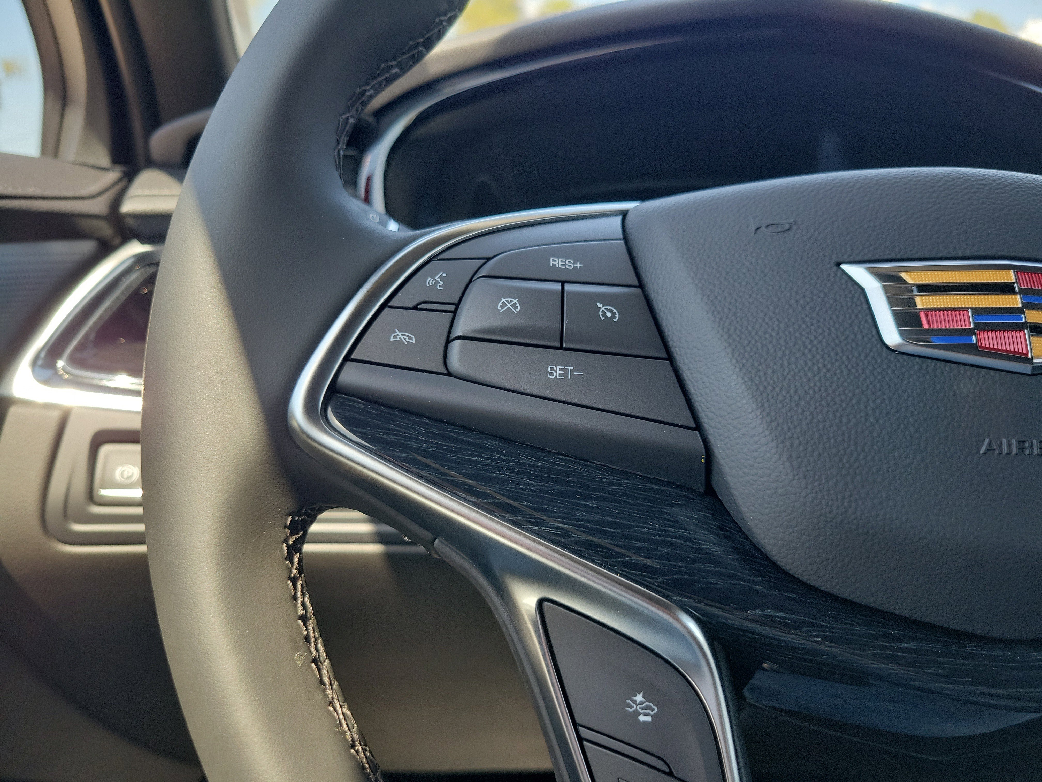 Certified 2025 Cadillac XT5 Premium Luxury w/ LPO, Floor Liner Package image 30