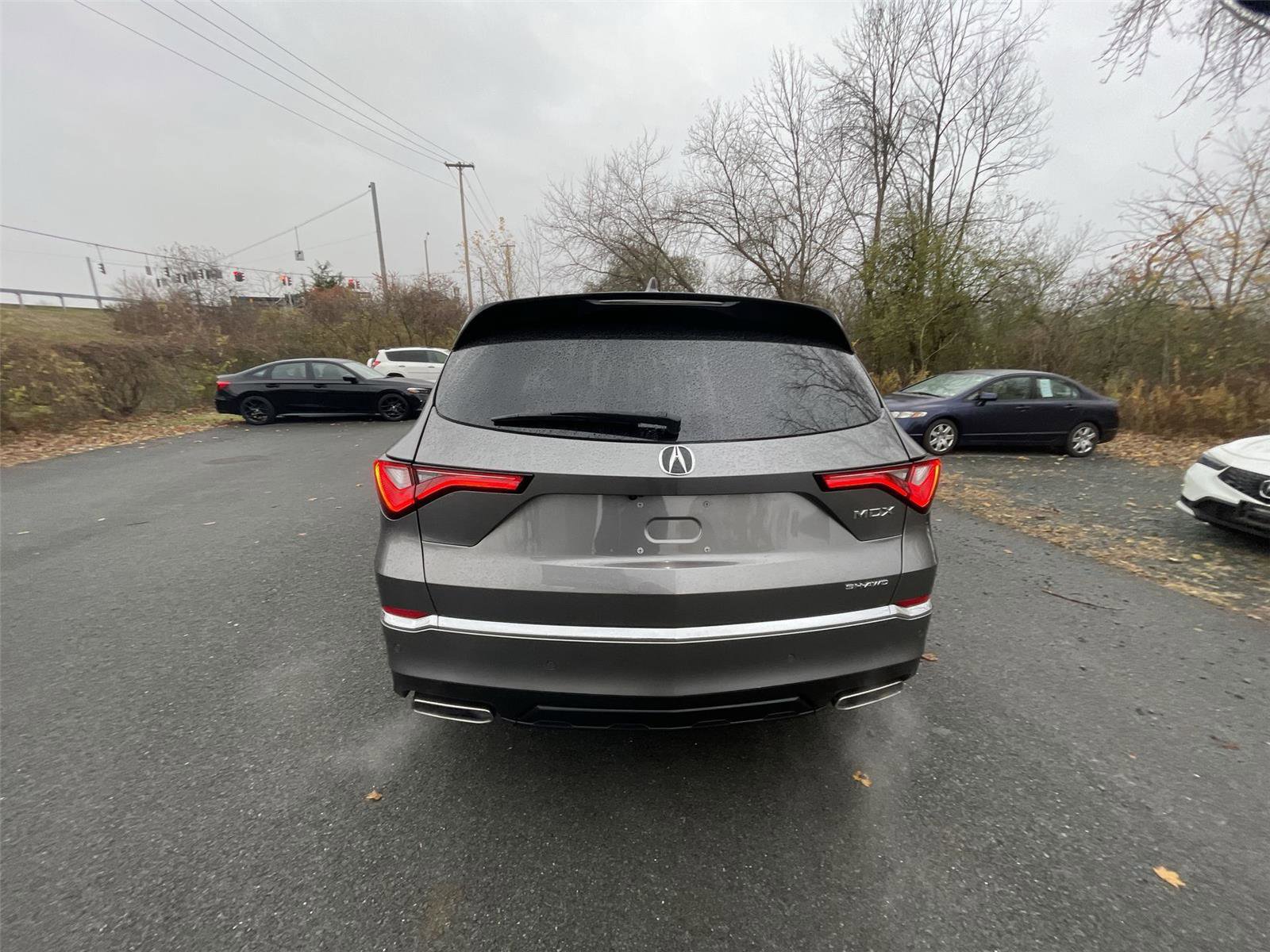 Used 2023 Acura MDX SH-AWD w/ Technology Package image 34