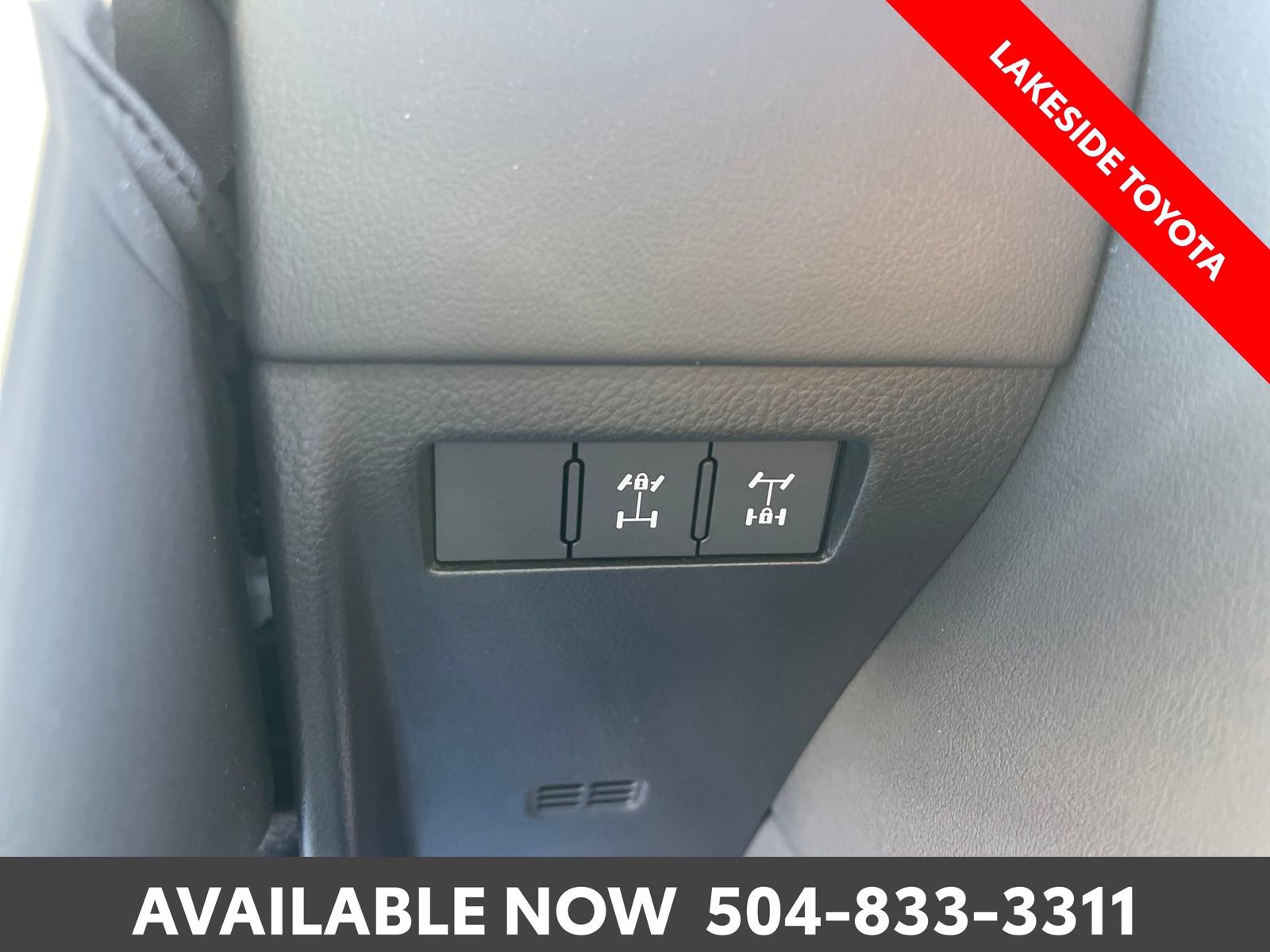 Used 2025 Lexus LX 700h Overtrail AWD/4WD image 43