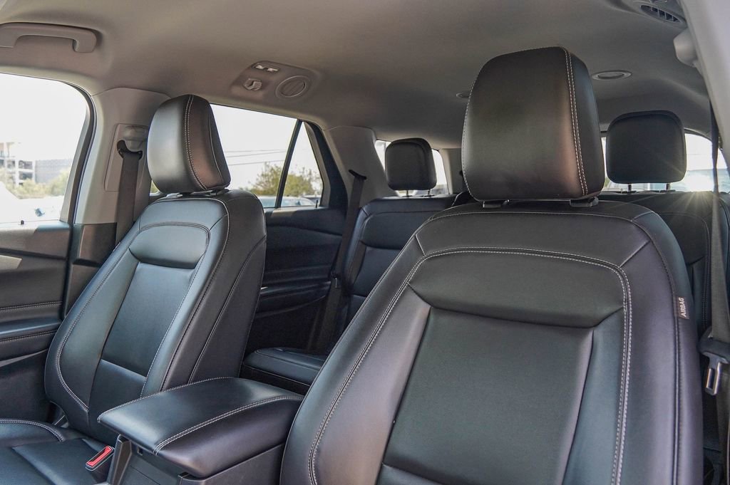 Used 2023 Ford Explorer XLT w/ Equipment Group 202A image 15