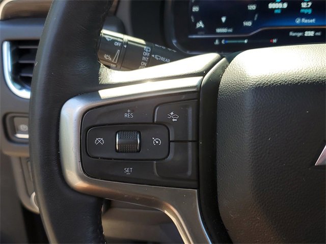 Used 2023 Chevrolet Suburban Z71 image 11