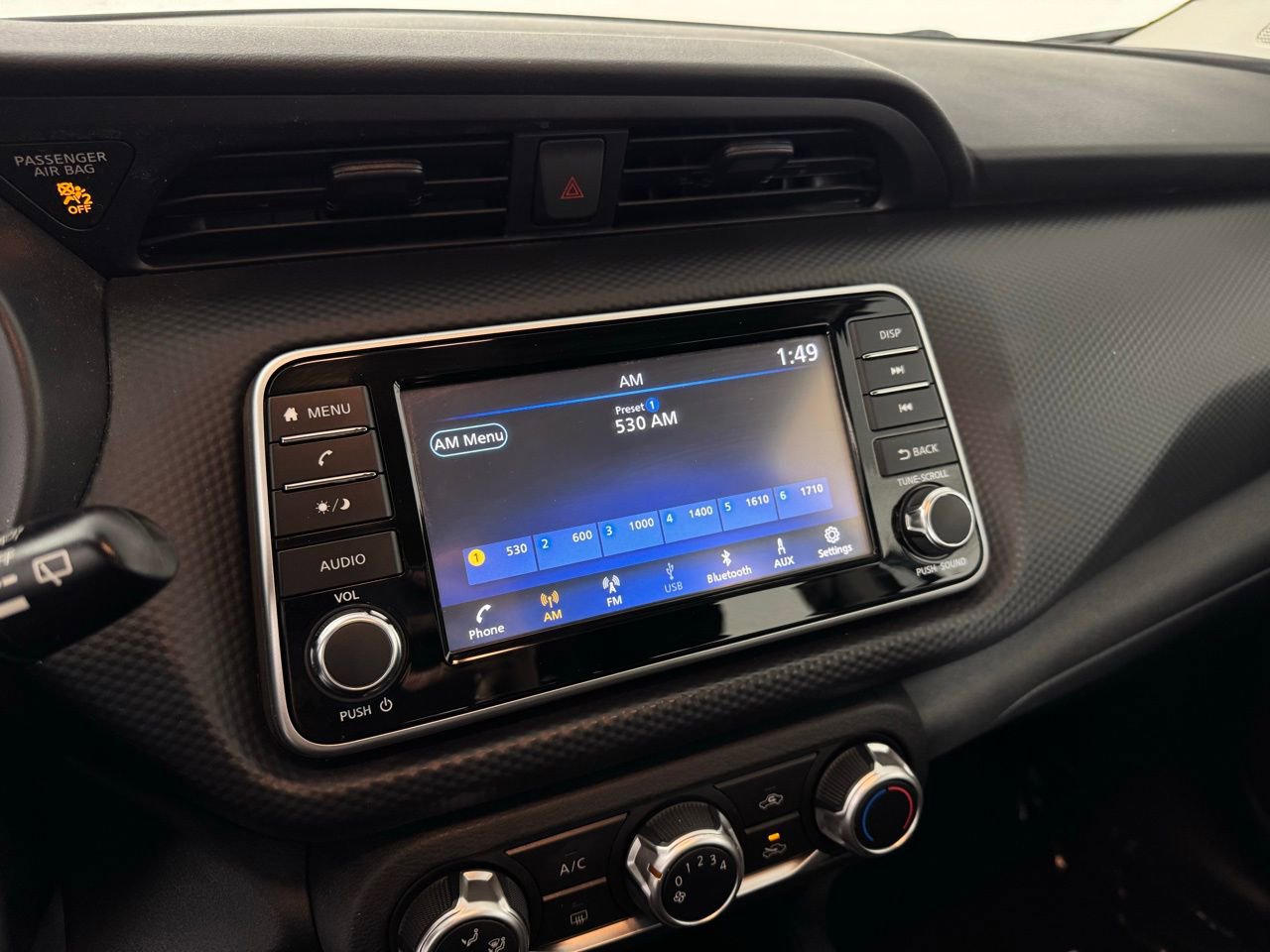 Used 2021 Nissan Kicks S image 13