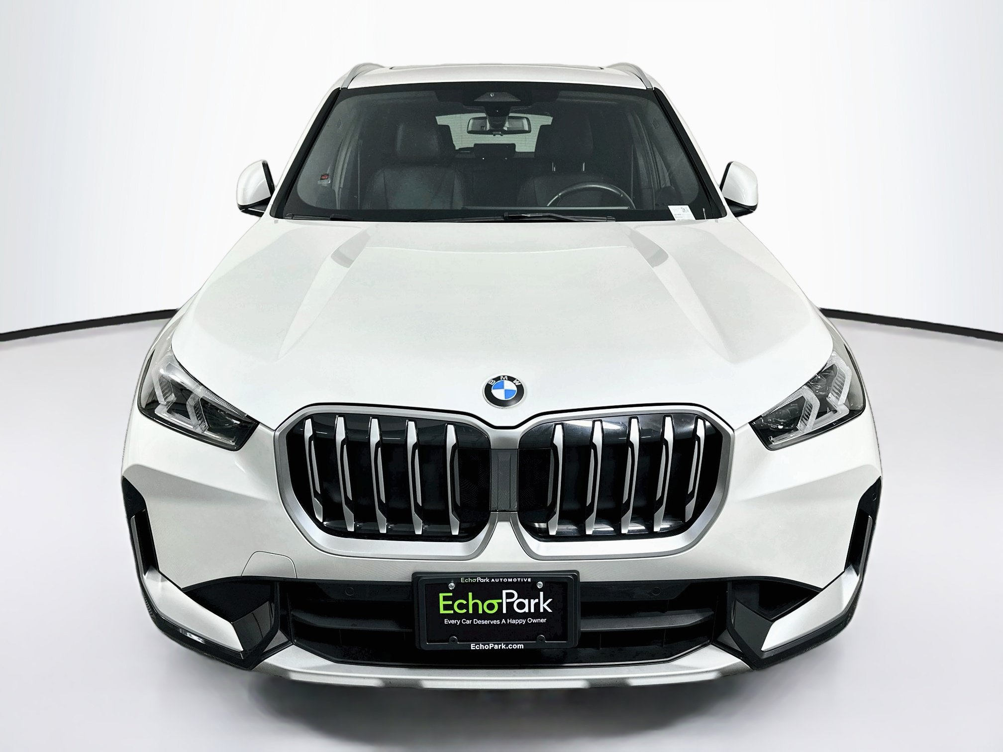 Used 2025 BMW X1 xDrive28i AWD/4WD image 2