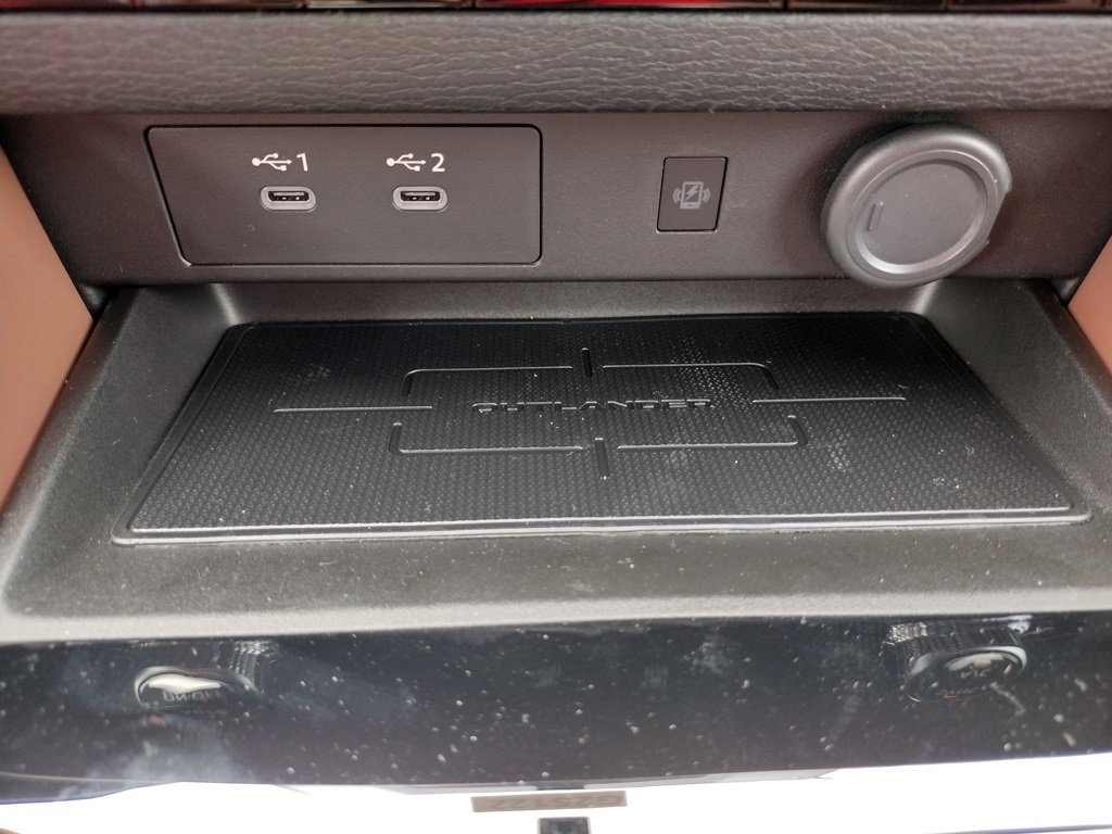 New 2025 Mitsubishi Outlander SEL image 22