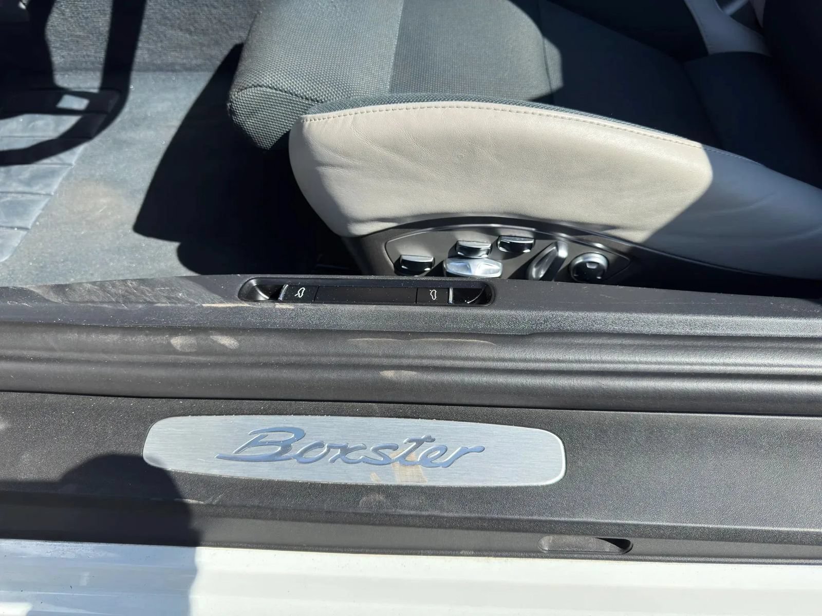 Used 2020 Porsche 718 Boxster RWD image 14