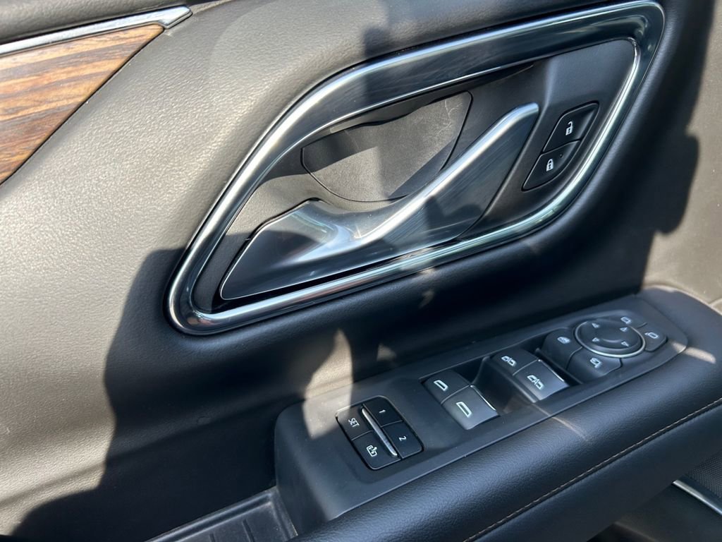 Used 2022 Chevrolet Tahoe High Country AWD/4WD image 24