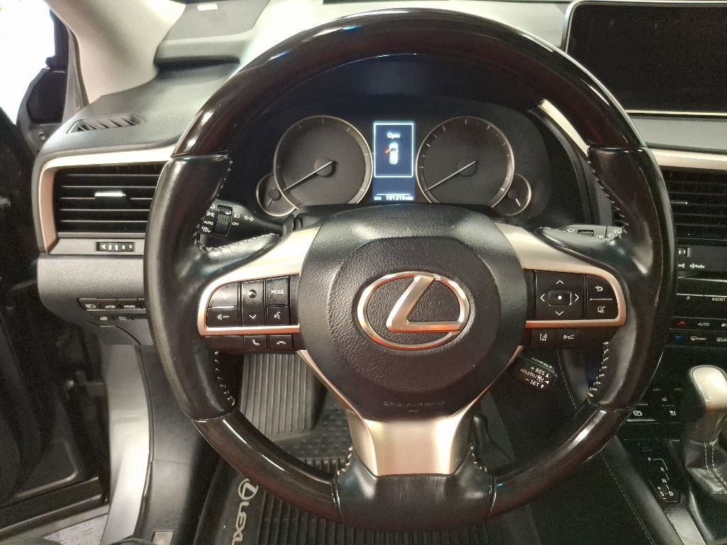Used 2019 Lexus RX 350L Luxury w/ Accessory Package AWD/4WD image 19