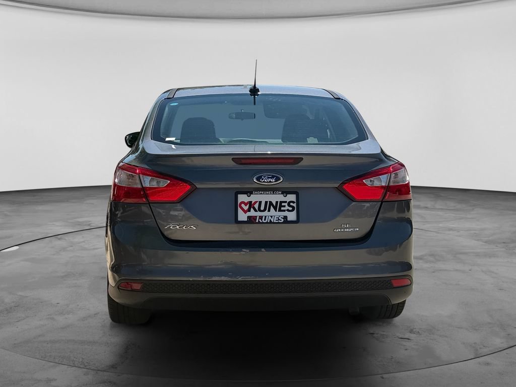 Used 2014 Ford Focus SE FWD image 8