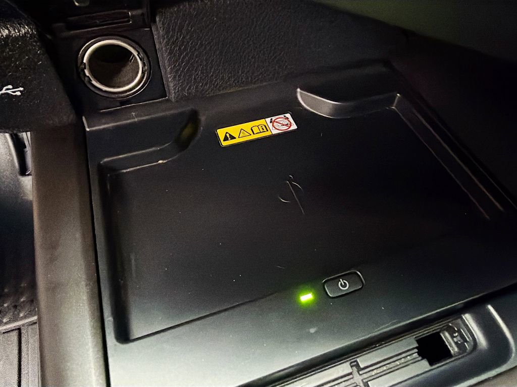 Used 2023 Toyota Camry XSE image 28