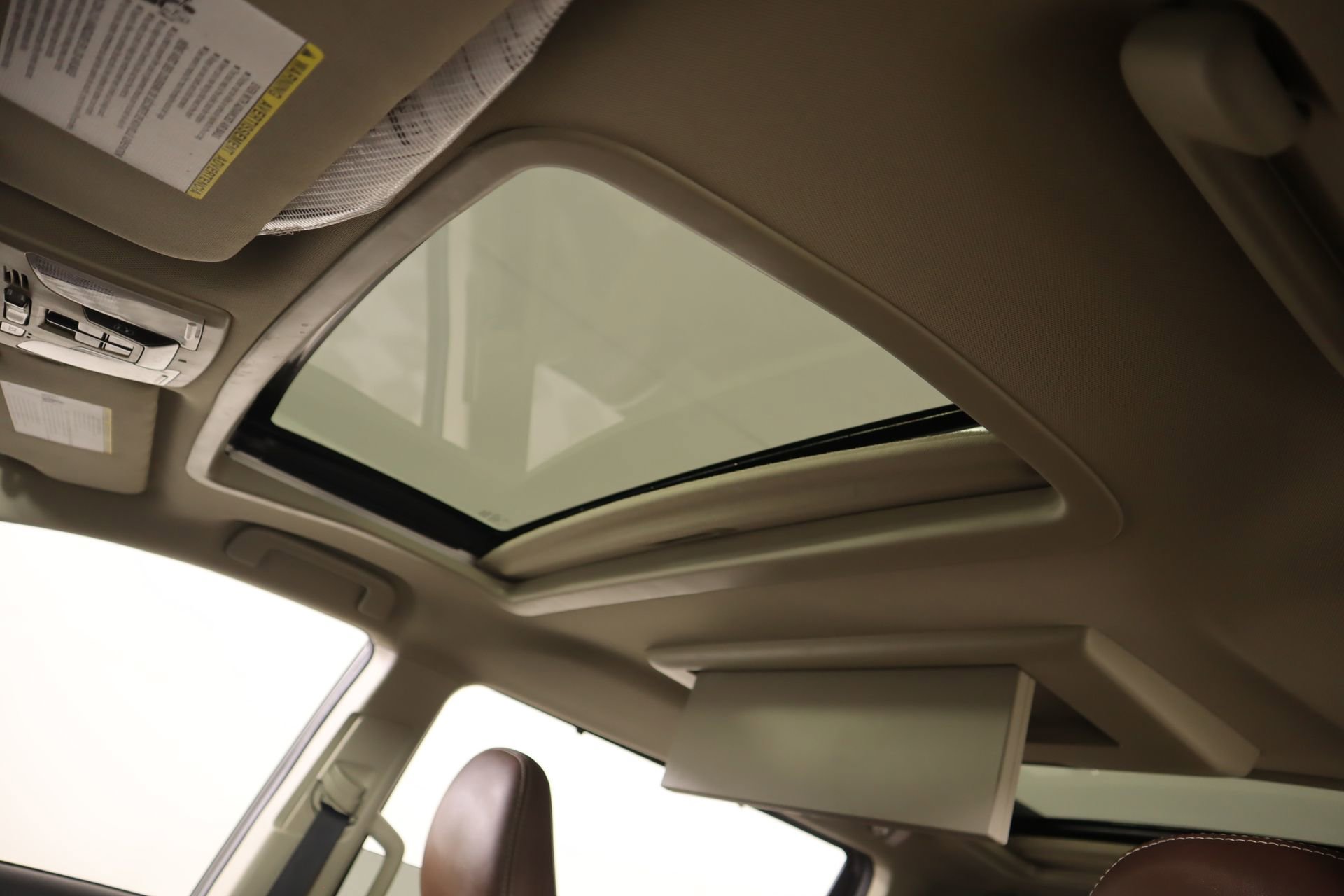 Used 2018 Toyota Sienna Limited Premium image 17
