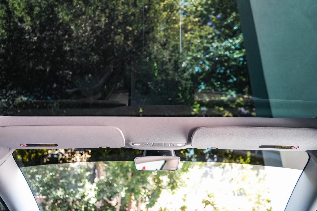 Used 2019 Tesla Model 3 RWD image 15