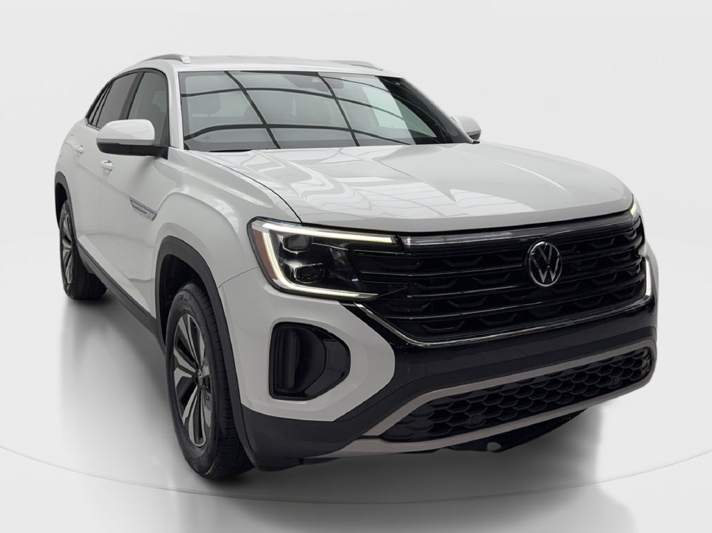 Used 2024 Volkswagen Atlas Cross Sport SE FWD image 3
