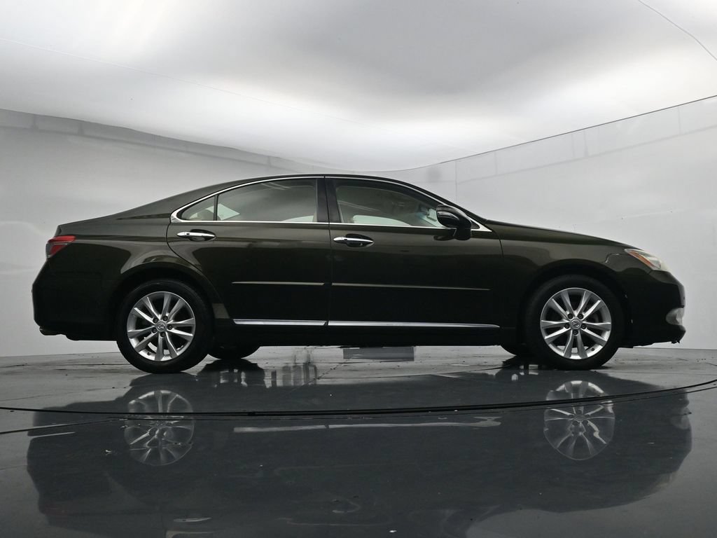 Used 2011 Lexus ES 350 FWD image 34