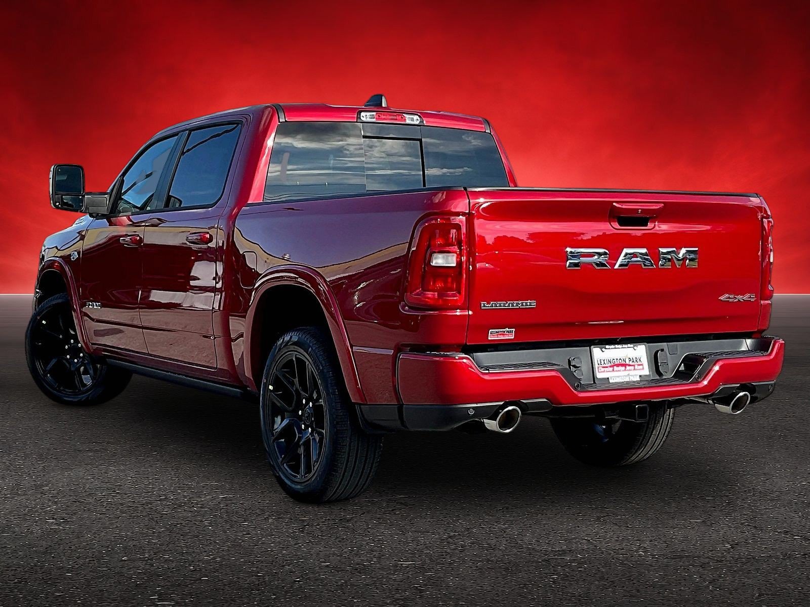 New 2027 RAM 1500 Laramie w/ Laramie Southwest Edition AWD/4WD image 3