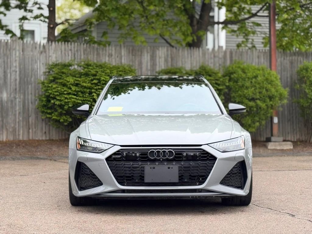 Used 2021 Audi RS 6 AWD/4WD image 9